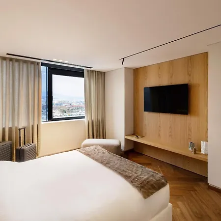 Skysuite42