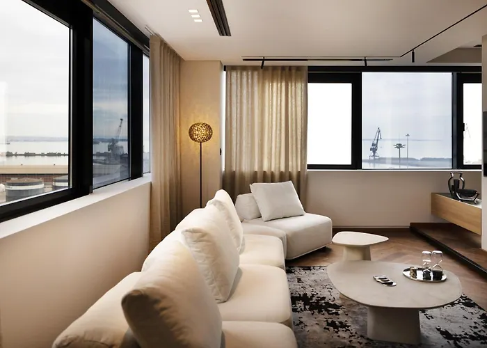 شقة Skysuite42 سالونيك