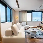 Skysuite42 * Thessaloniki