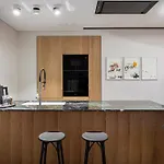 Skysuite42