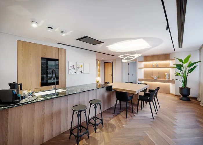 Skysuite42 *