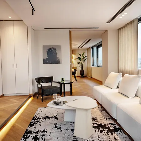 아파트 Skysuite42 *