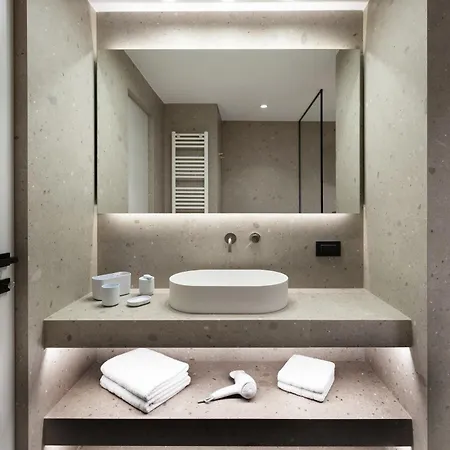 Skysuite42 شقة سالونيك